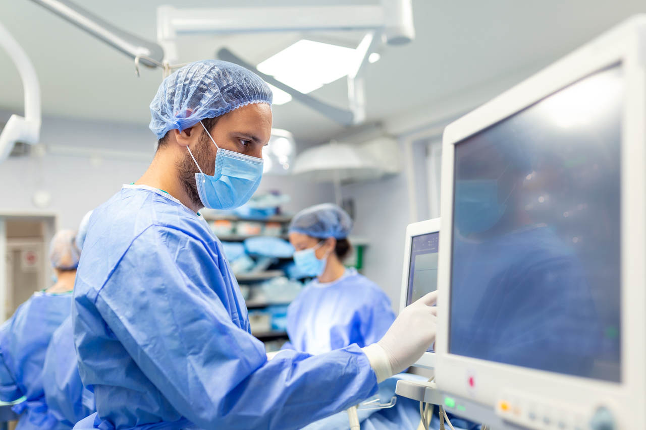Cirurgião Geral Goiânia - Diferença entre histerectomia e miomectomia