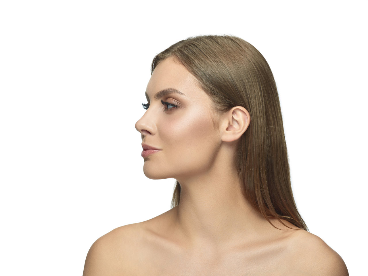 Rinoplastia é um dos procedimentos que melhoram a harmonia facial