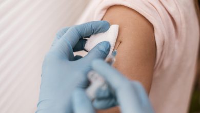 Jornal JA7 - Anvisa dá registro definitivo para vacina bivalente contra covid-19