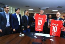 Governador Caiado celebra parceria estratégica de incentivo ao esporte com grupo José Alves em assinatura de patrocínio ao Vila Nova